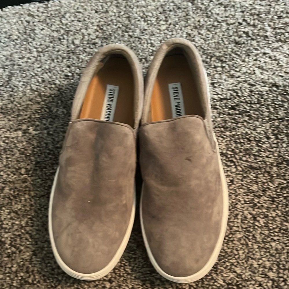 Grey Steve Madden slip ons